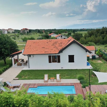 Villa Ena With Pool & Jacuzzi Donji Kasic Exterior photo